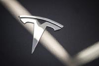 Tesla начала продавать электрокары за криптовалюту